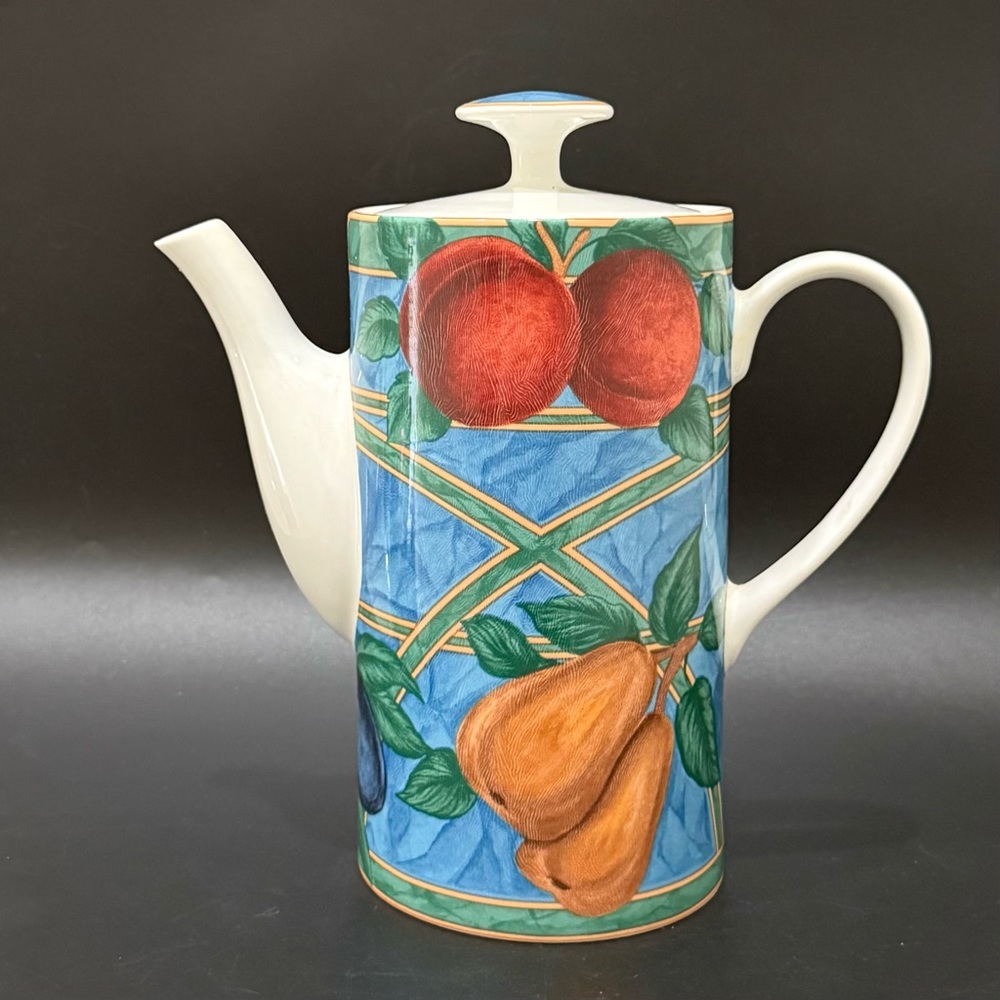 Vintage Casual Victoria & Beale 9024 ‘Forbidden Fruit’ Fine Porcelain Coffee Pot